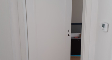 Dvere Montana falcové – farba biela RAL 9016